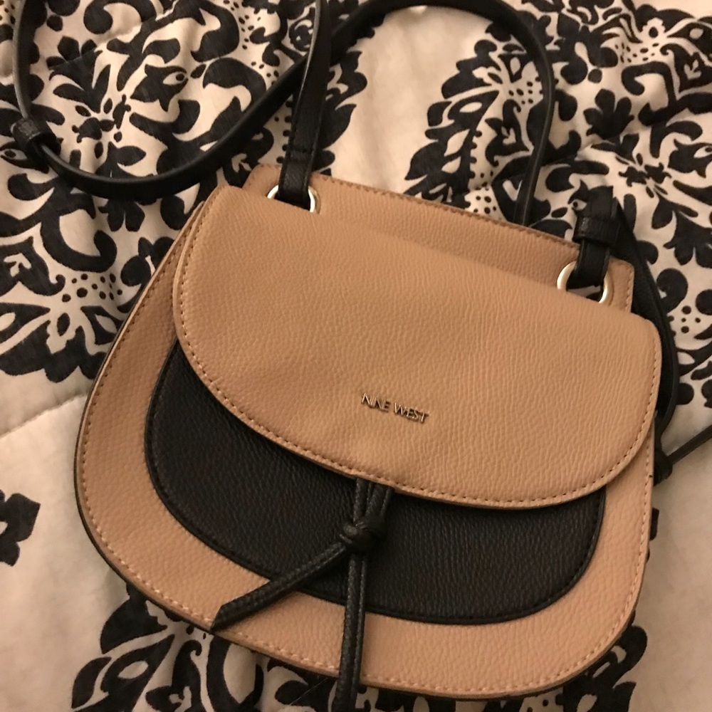 Nine West crossbody purse